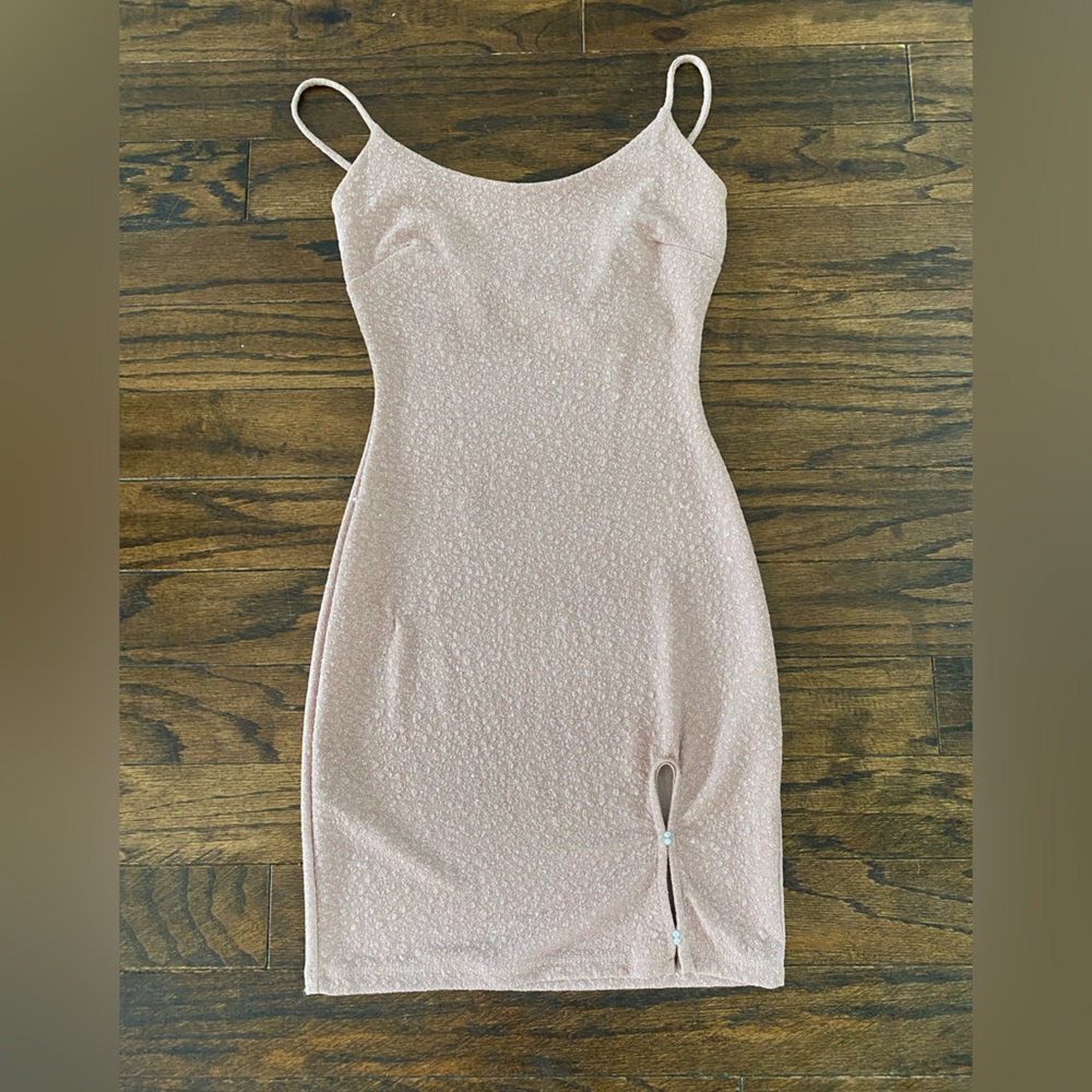 Champagne, shimmery dress from Windsor. Perfect for homecoming or sorority